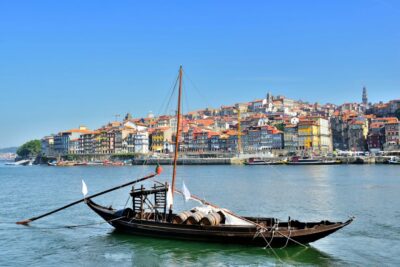Porto: Historic City Center Walking Tour - Meeting at Terreiro da Sé: your orientation start line