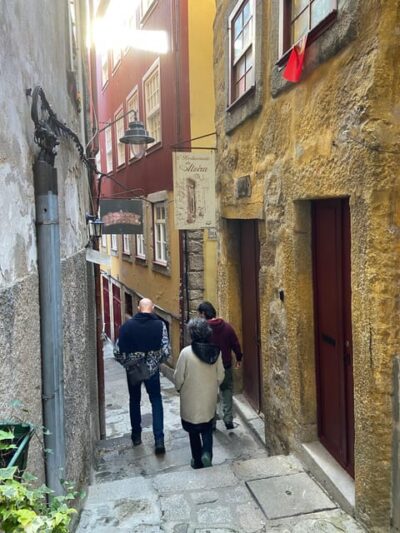 Porto: Historical Center Walking Tour - Meeting Point to First Streets: Getting Oriented Before You Wander