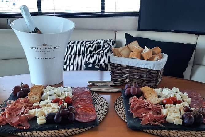 Porto: Luxury Yacht Tour on the Douro River - Sunset or Daytime - Drinks, snacks, and what you actually get for $59.28