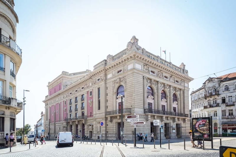 Porto: Magic Train Tour and Port Wine Cellar with Tastings - Price and logistics: what $20 gets you (and where you might feel the trade-offs)