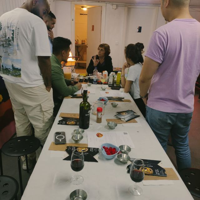 Porto: Pastel de Nata Cooking Class with Port Wine - Sé - The famous bakery story: from Lisbon origins to Porto plates