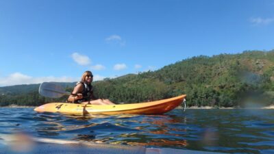 Porto: Peneda-Gerês National Park Tour with Kayaking & Lunch - Morning on Caniçada reservoir: kayaking, beach time, and stand up paddle