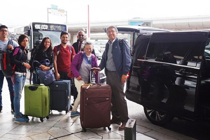 Porto Private Airport Arrival Transfer - The Ride Into Porto and Vila Nova de Gaia: Short Time, Real City Context