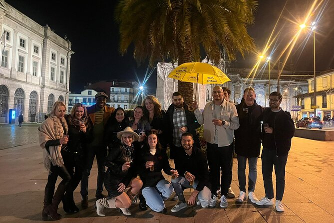 Porto Pubcrawl: 5h,7 Drinks,4 bars &Skip the line Club Entry - Quick things to know before you go