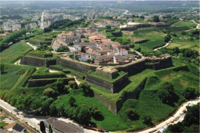 Porto: Santiago de Compostela and Valença do Minho Day Trip - Key highlights worth planning for