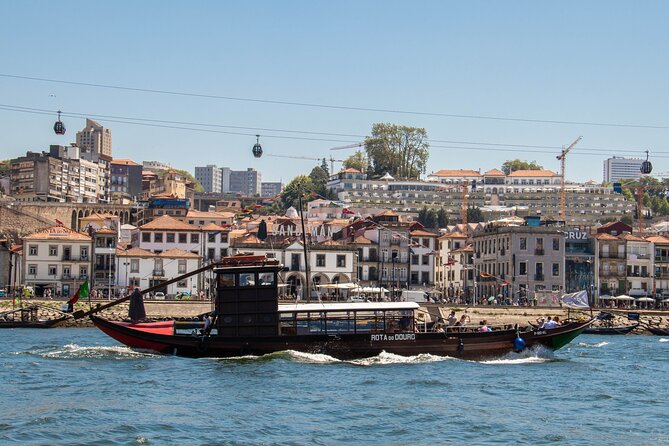 Porto Six Bridges Panoramic Cruise on the Douro River - Open ticket freedom: Porto or Gaia departures