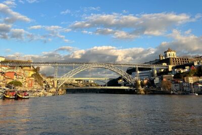Porto: Sunset or Daytime, Charming Sailboat Cruise on the Douro River - Arrábida Bridge: that signature arch view you’ll remember