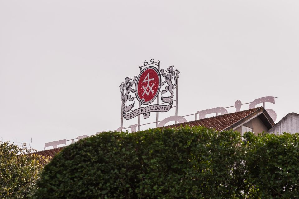 Porto: Taylor's Port Cellars & Tasting - Port tasting in the garden: where the visit turns from learning into pleasure