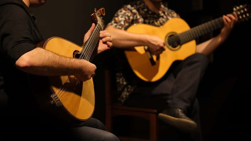 Porto: The highest-rated traditional fado concert (downtown) - Inside the Room: Intimate Seating, Sound, and the No-Noise Rules