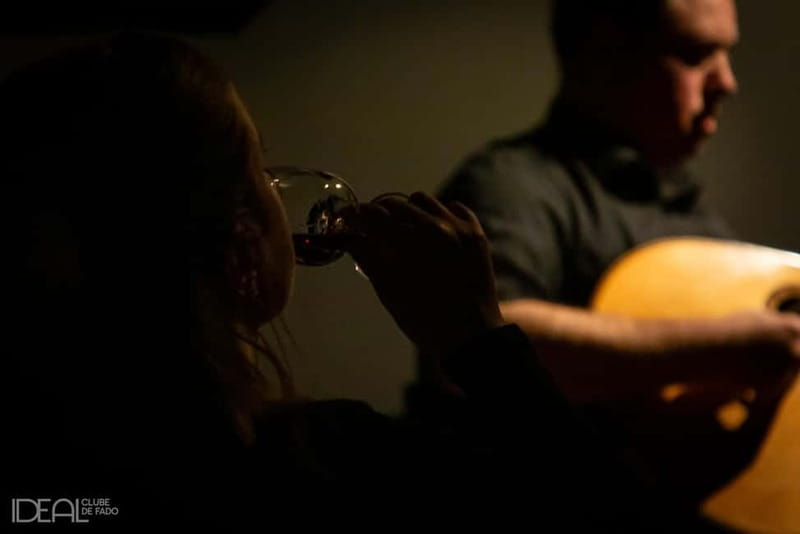 Porto: The highest-rated traditional fado concert (downtown) - The Music Part: Classic Fado, Improvisation, and Why the Portuguese Guitar Matters