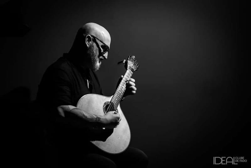 Porto: The highest-rated traditional fado concert (downtown) - Port Wine and Pre-Show Moment: Get Oriented Before the Singing Starts