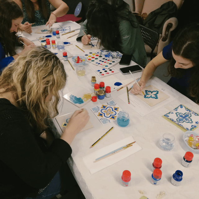 Porto: Tile-Painting Workshop with Porto Wine - Bainharia - The 2-hour painting session with port and guidance