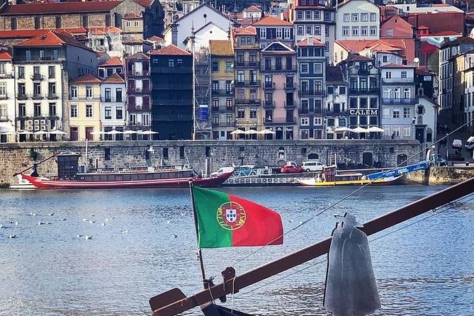 Porto to Lisbon Up to 4 Stops: Aveiro, Nazare, Fatima & Obidos - Turning Porto-to-Lisbon travel into a coast-and-castles day