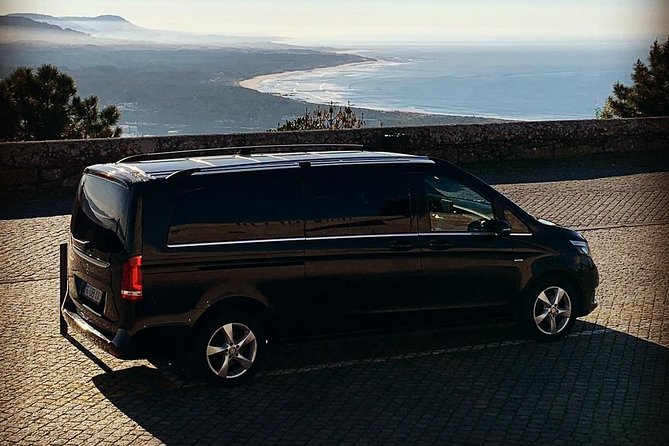 Porto to Lisbon Up to 4 Stops: Aveiro, Nazare, Fatima & Obidos - Nazaré: waves, fishing culture, and Sítio panoramas