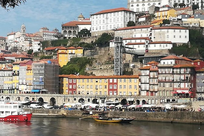 Porto to Lisbon Up to 4 Stops: Aveiro, Nazare, Fatima & Obidos - Fátima: a pilgrimage stop that changes the mood