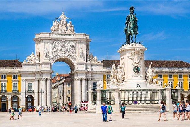 Porto to Lisbon Up to 4 Stops: Aveiro, Nazare, Fatima & Obidos - Price and value: paying for a private route, not just a seat