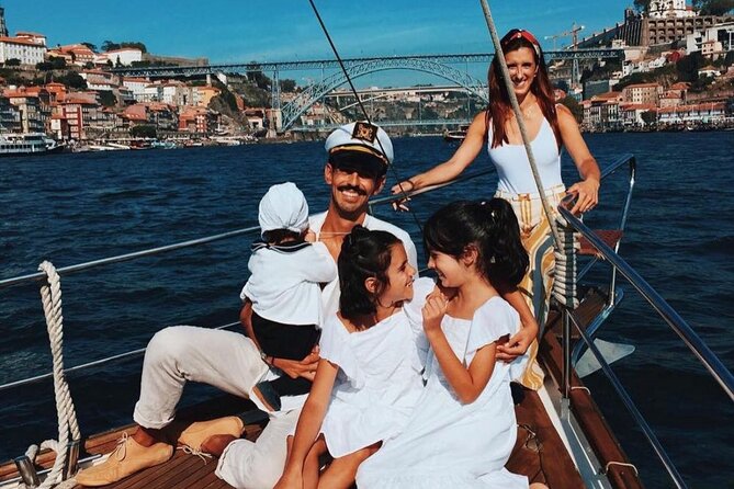 Porto: Tour on the Douro River in a Classic Boat - Two hours on the water: why the time length matters