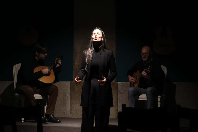 Porto: Traditional Fado Show at Sao Bento with Port Wine - Fado in São Bento Station: why this Porto concert feels personal