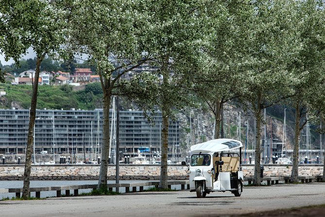 Porto Tuk Tuk: Clérigos, Seaside & Viewpoints - with Options - Palacio da Bolsa: One Stop That Rewards Looking Up and Inside