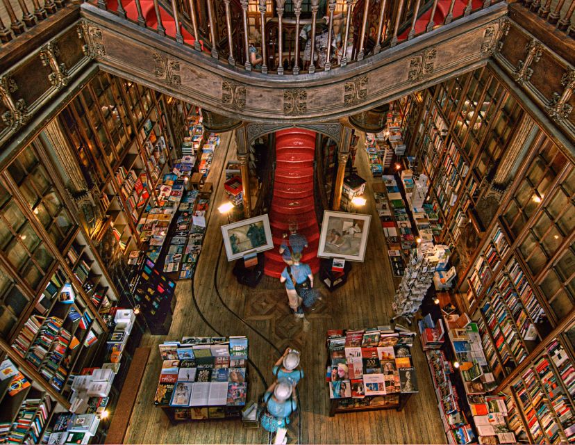Porto: Walking Tour, Lello Bookshop, Boat and Cable Car - Porto in one half-day: how the pieces fit together
