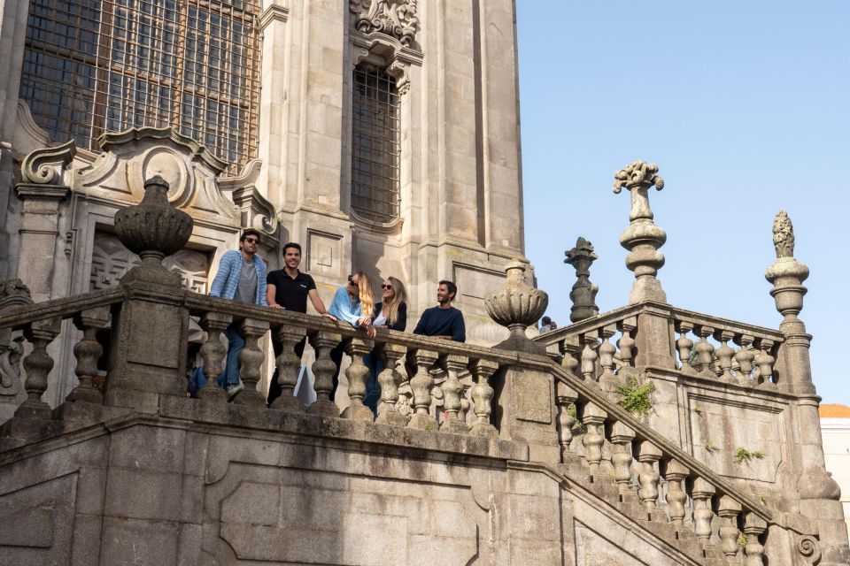 Porto: Walking Tour, Lello Bookshop, Boat and Cable Car - Douro River boat cruise: bridges, boats, and the best seat in town