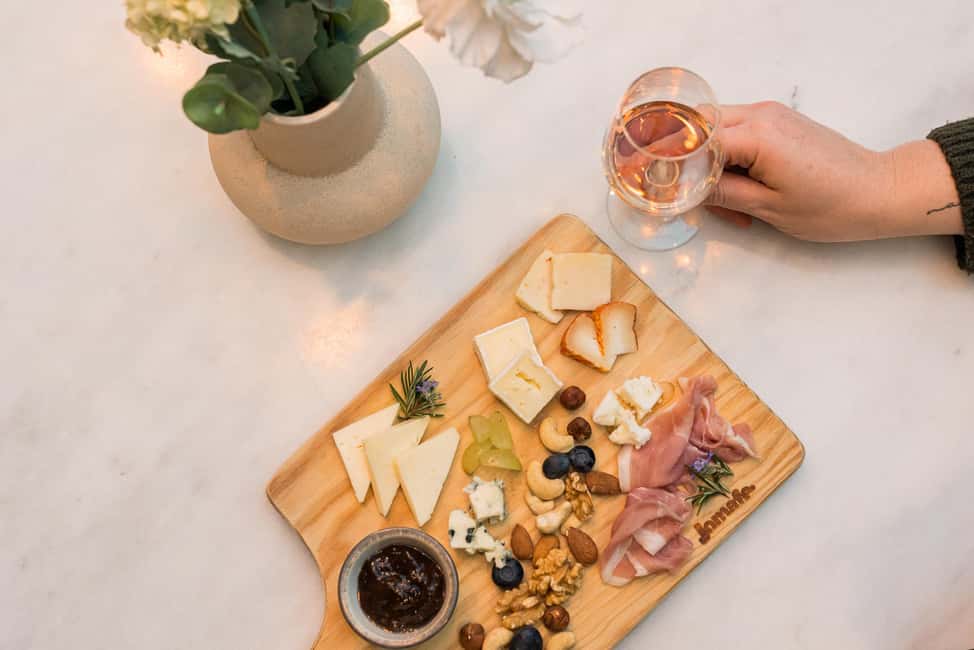 Porto Wine Tasting Experience with Portuguese Tapas Plate - Should You Book This Porto Wine Tasting With Portuguese Tapas?