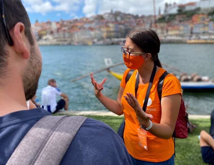 Porto: Wine Tasting with Tapas Walking Tour - Key highlights you’ll feel on the ground