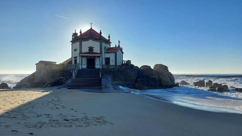 Porto:Aveiro, Cruise, Costa Nova & Capelha da Pedra Full Day - Who this tour suits best (and who should think twice)