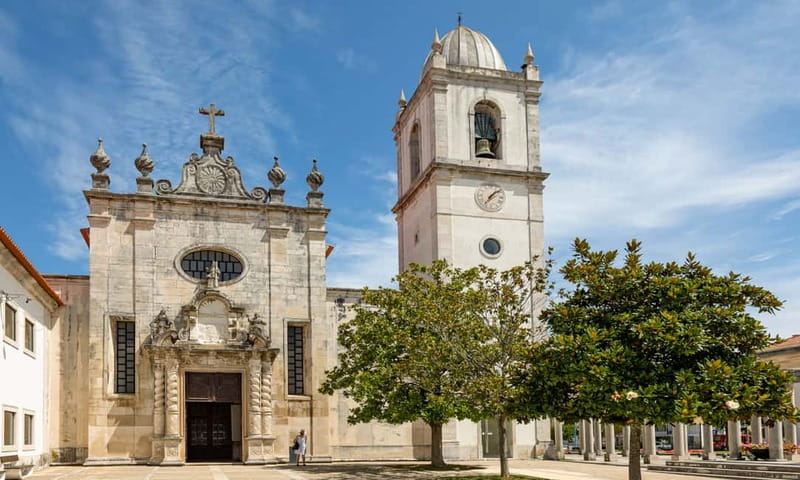 Porto:Aveiro, Cruise, Costa Nova & Capelha da Pedra Full Day - Costa Nova beach break: striped houses and ocean air