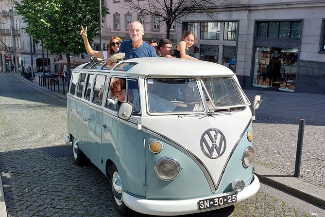 Private Porto Sightseeing by Vintage VW Kombi (up to 8 people) - Torre dos Clérigos and Jardim da Foz: quick, meaningful wayfinding