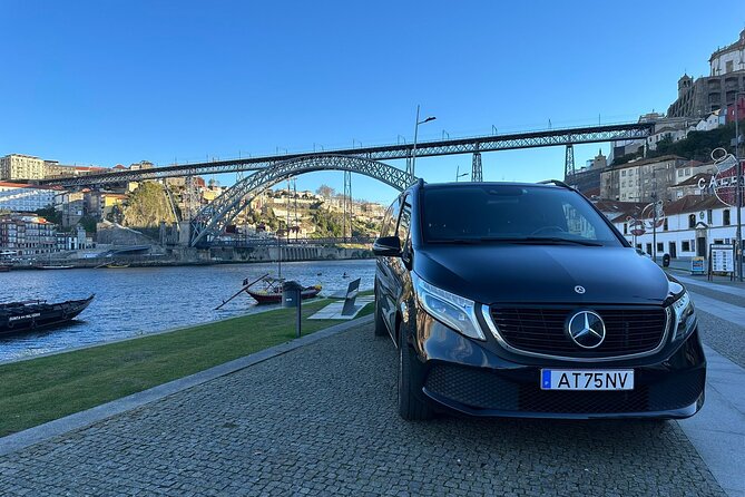 Private Taxi Transfer to/From Porto Airport - Porto Airport Pickup at Cervejaria Porto: Find the Car Fast
