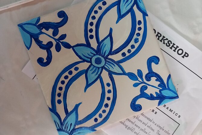 Tile Painting and Cocktails in Downtown Porto - Painting Your Tile: Easy Choices and Smart Tips
