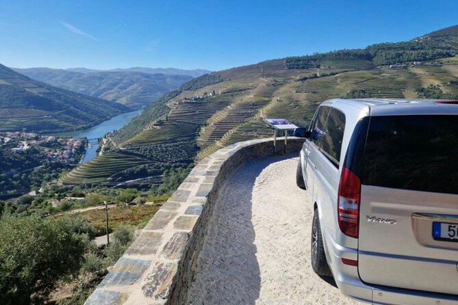VALE DOURO, Premium Wine Tour, Wine Lunch, Private Boat - N222 Viewpoints: The road breaks up the day