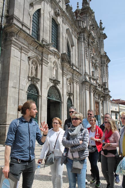 Walking tour discover Porto's center in German (max. 12 pax) - Should You Book This German Porto Center Tour?